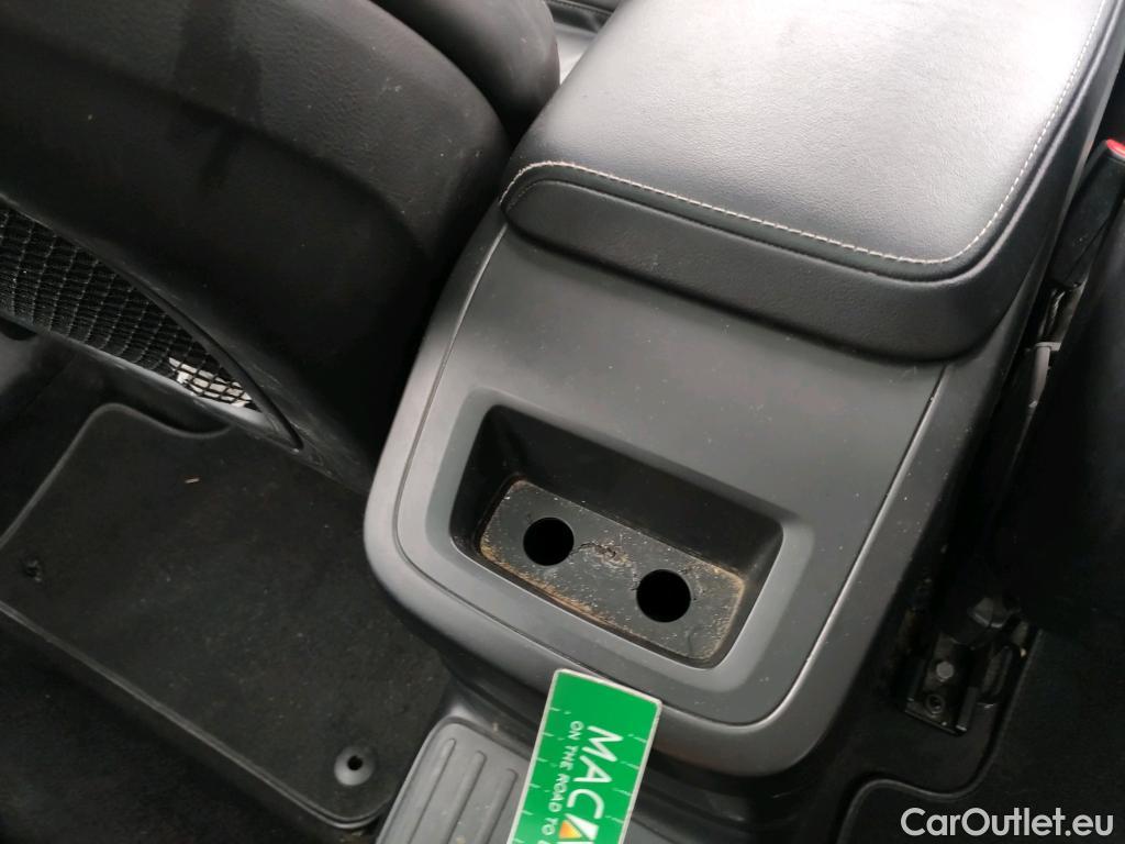  Volvo  XC60 VOLVO  / 2017 / 5P / todoterreno 2.0 T6 AWD Recharge R-Design Auto #57