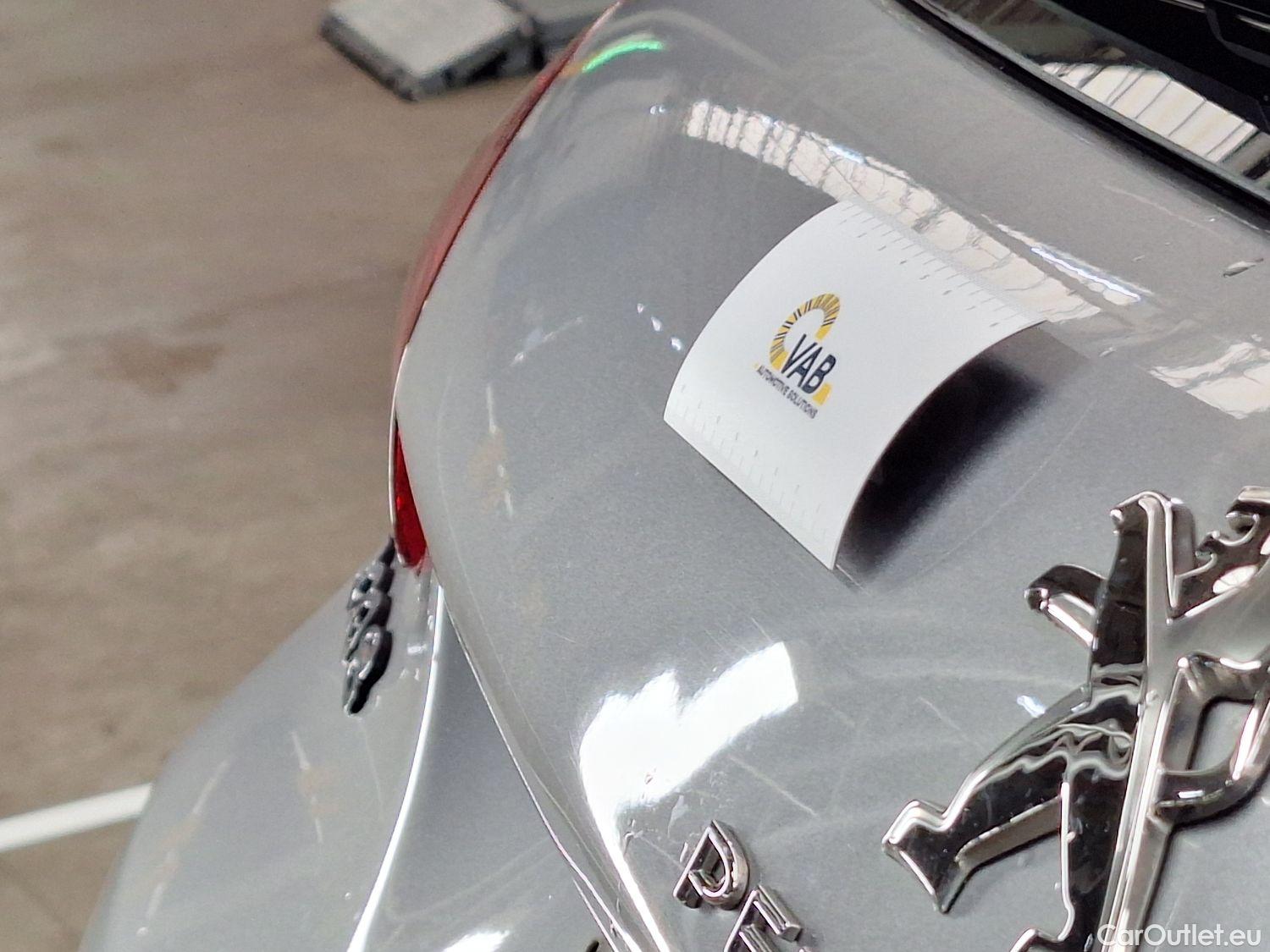  Peugeot  2008 Peugeot,  FL'16, Peugeot  1.2 Puretech 61kW S&S Active 5d #20