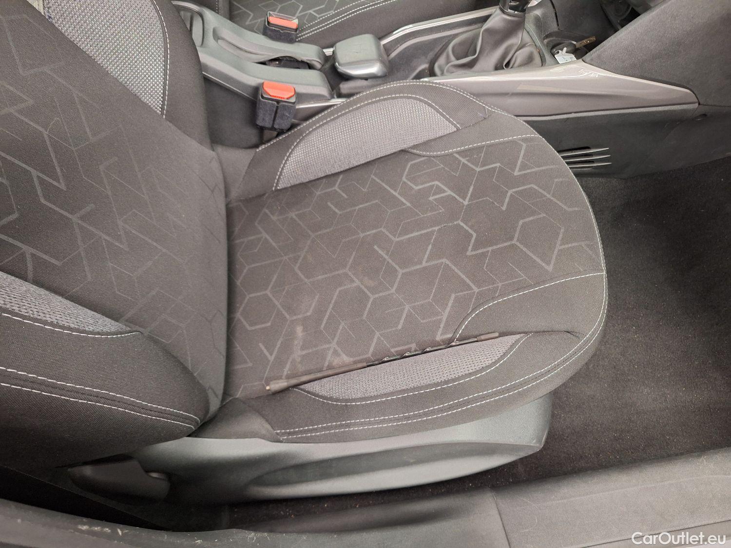  Peugeot  2008 Peugeot,  FL'16, Peugeot  1.2 Puretech 61kW S&S Active 5d #14