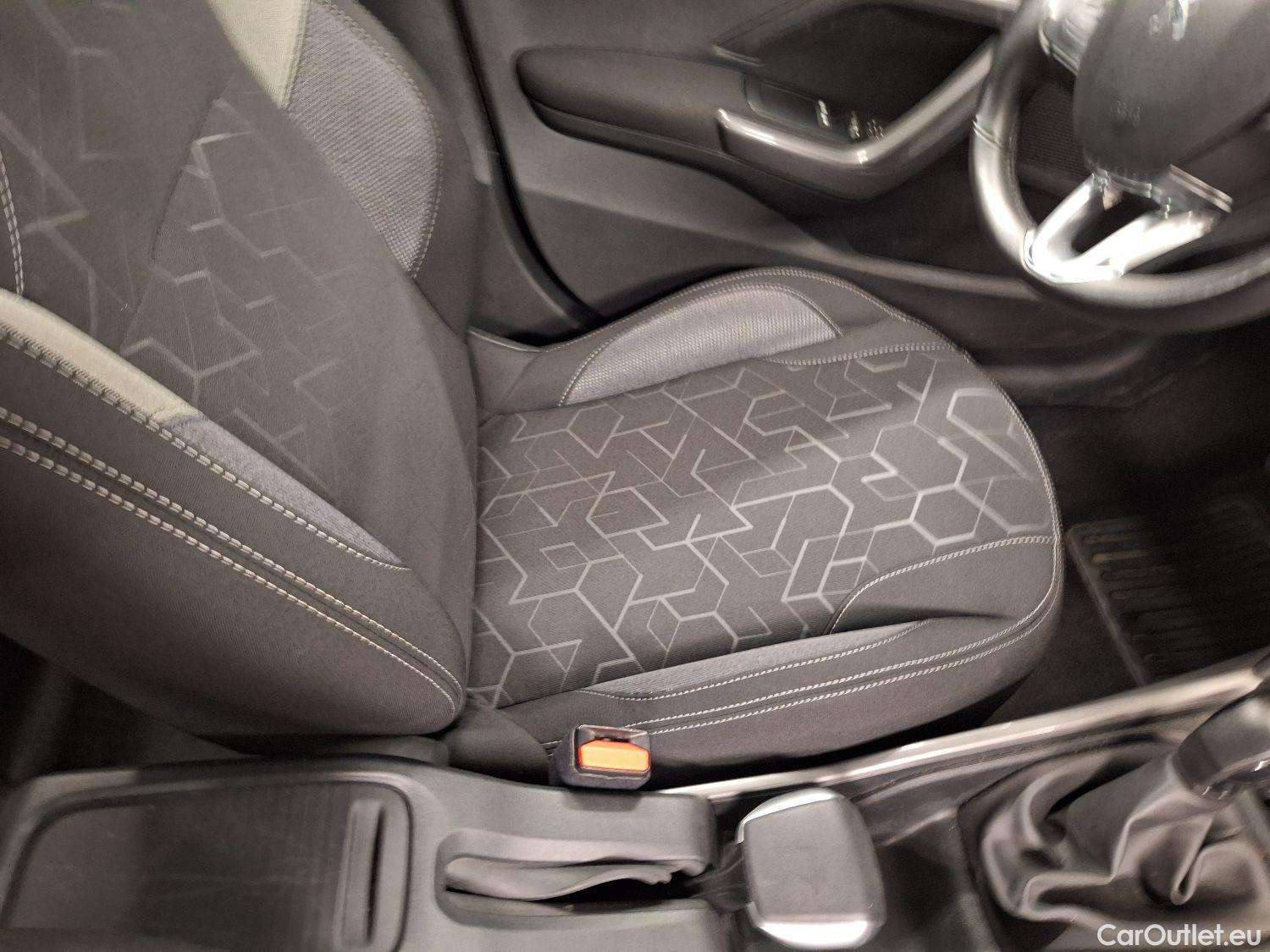  Peugeot  2008 Peugeot,  FL'16, Peugeot  1.2 Puretech 61kW S&S Active 5d #15