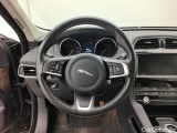  Jaguar  F-PACE Jaguar  2.0D 132kW Aut. Prestige 5d #31