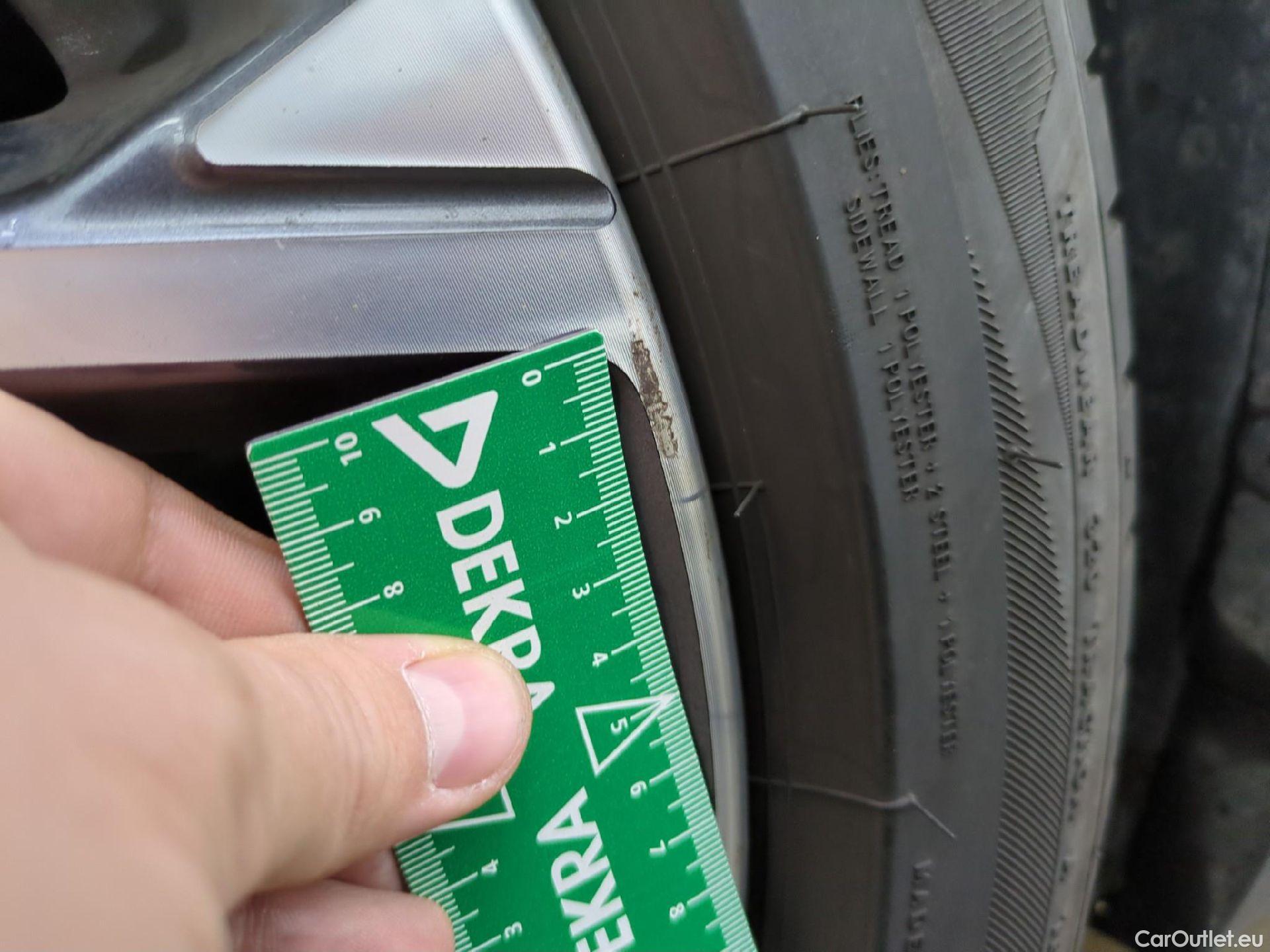  Bmw  X1 BMW  / 2019 / 5P / SUV sDrive18d Business Design BVA8 #7