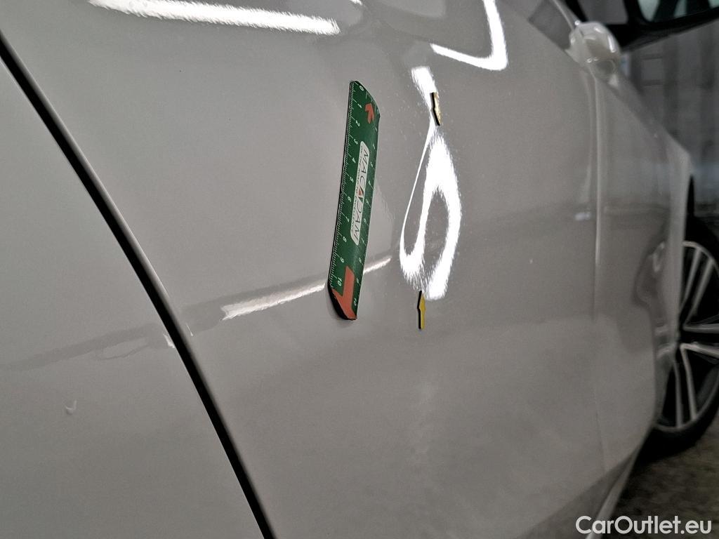  Bmw  Serie 1 BMW Série 1 / 2019 / 5P / Berline 116i DKG7 Business Design #9