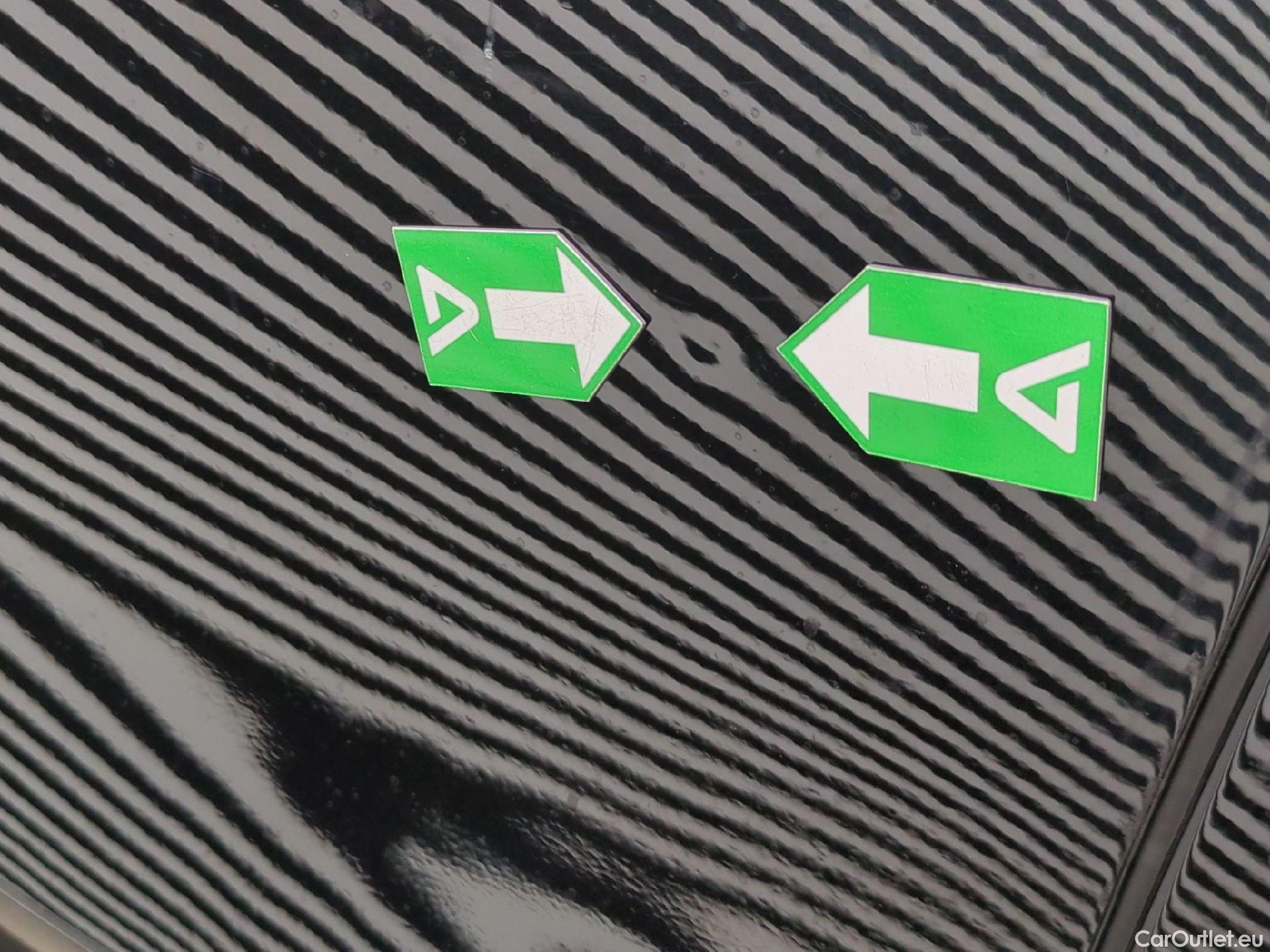  Bmw  X1 BMW  / 2019 / 5P / SUV sDrive18d Business Design BVA8 #32