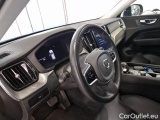  Volvo  XC60 VOLVO  / 2021 / 5P / SUV B4 D AUTOMATICO PLUS DARK #121