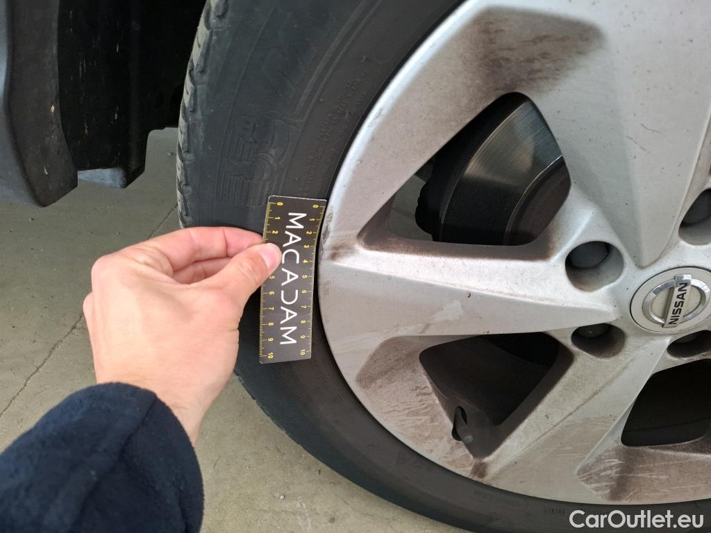  Nissan  Qashqai NISSAN  / 2017 / 5P / Crossover 1.5 DCI 115 Business Edition #27