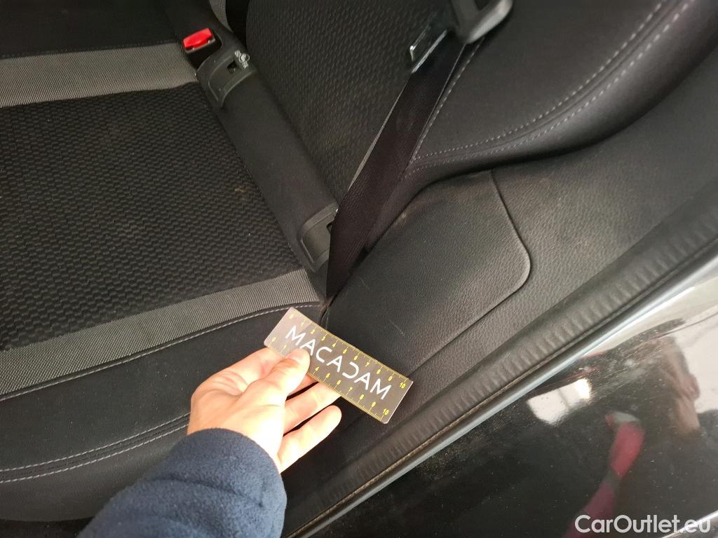  Nissan  Qashqai NISSAN  / 2017 / 5P / Crossover 1.5 DCI 115 Business Edition #9