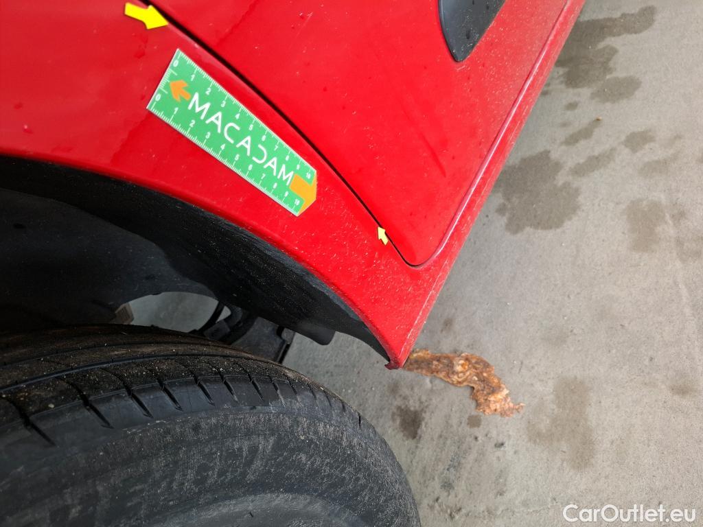  Citroen  Berlingo CITROEN  / 2018 / 4P / Fourgonnette M 650kg BlueHDi 130 S&S EAT8 Driver #24