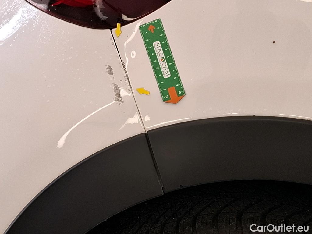  Citroen  C3  Société Feel 1.5 BlueHDI 100CV BVM6 E6dT #2