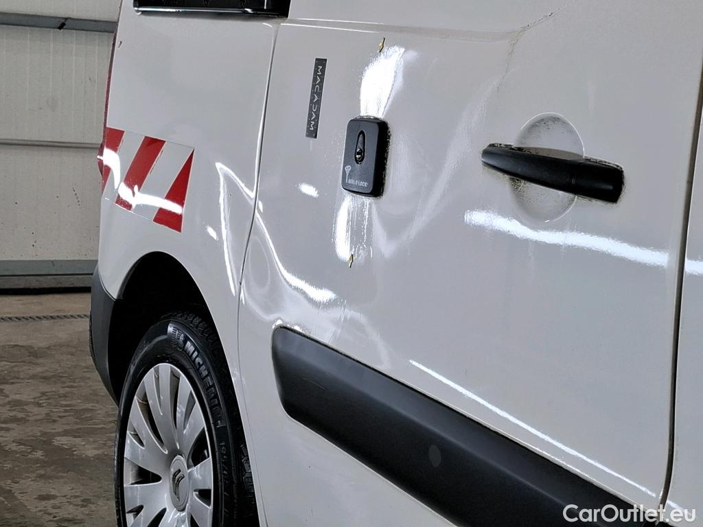  Citroen  Berlingo  Fourgon Business L1 (Court) 1.6 BlueHDi 100CV BVM5 E6 #11