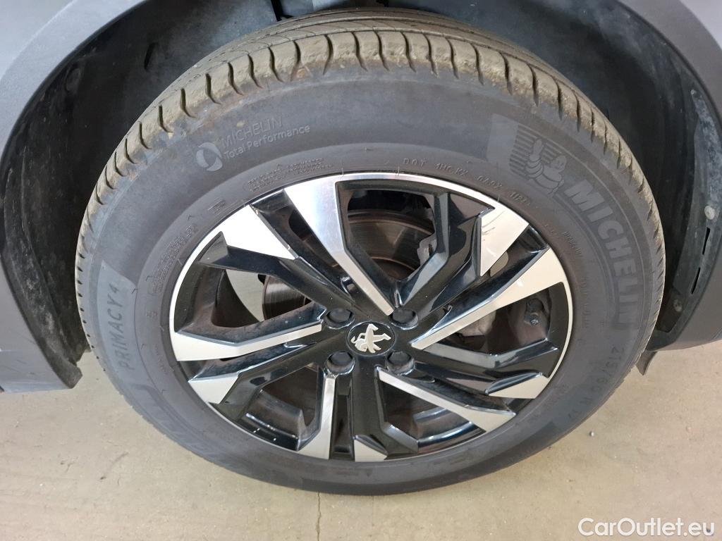  Peugeot  2008  Allure Business 1.2 PureTech 130CV BVA8 E6d #38