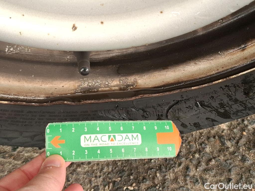  Citroen  Berlingo  Fourgon Club M 650 1.5 BlueHDi 75CV BVM5 E6dT #26