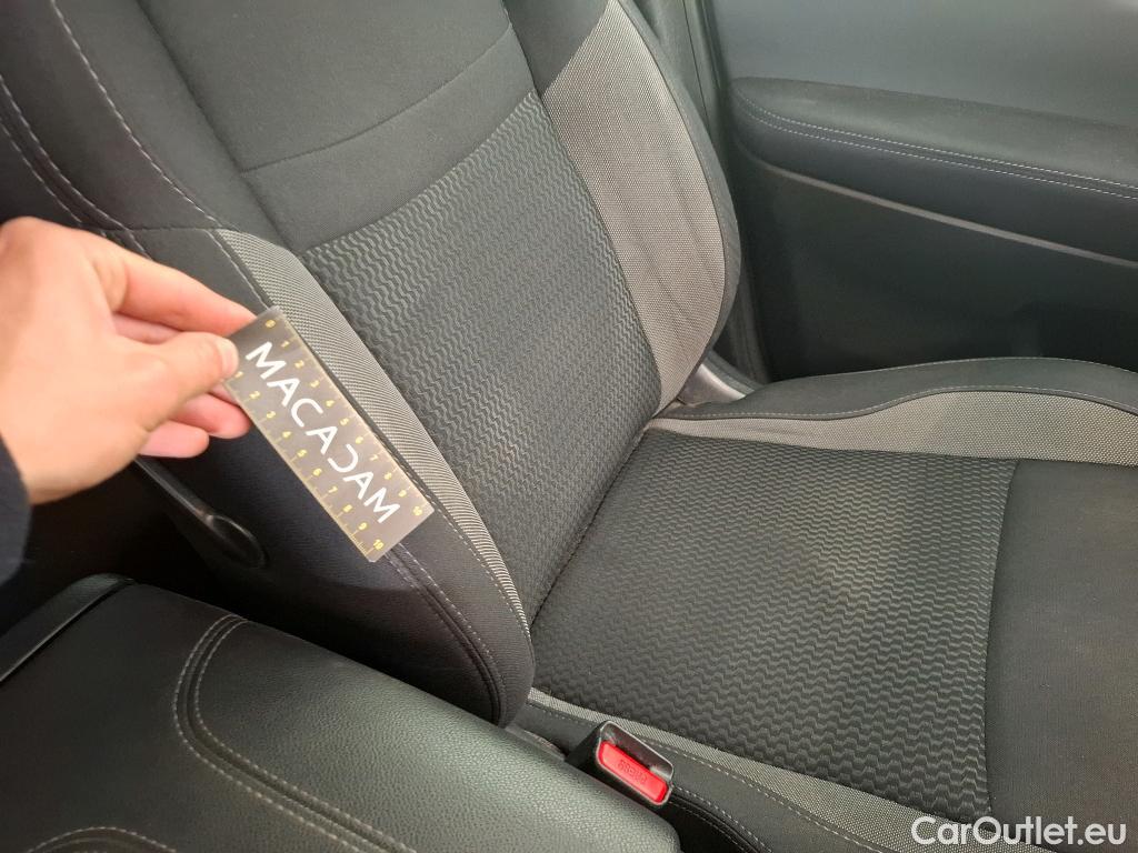  Nissan  Qashqai NISSAN  / 2017 / 5P / Crossover 1.5 DCI 115 Business Edition #18