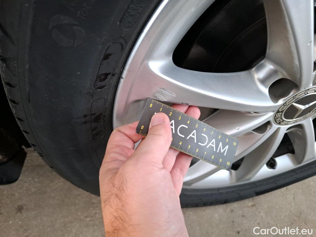  Mercedes  A-Klasse MERCEDES-BENZ Classe A Compact / 2018 / 5P / Berline A 180 d Business Line 8G-DCT #9