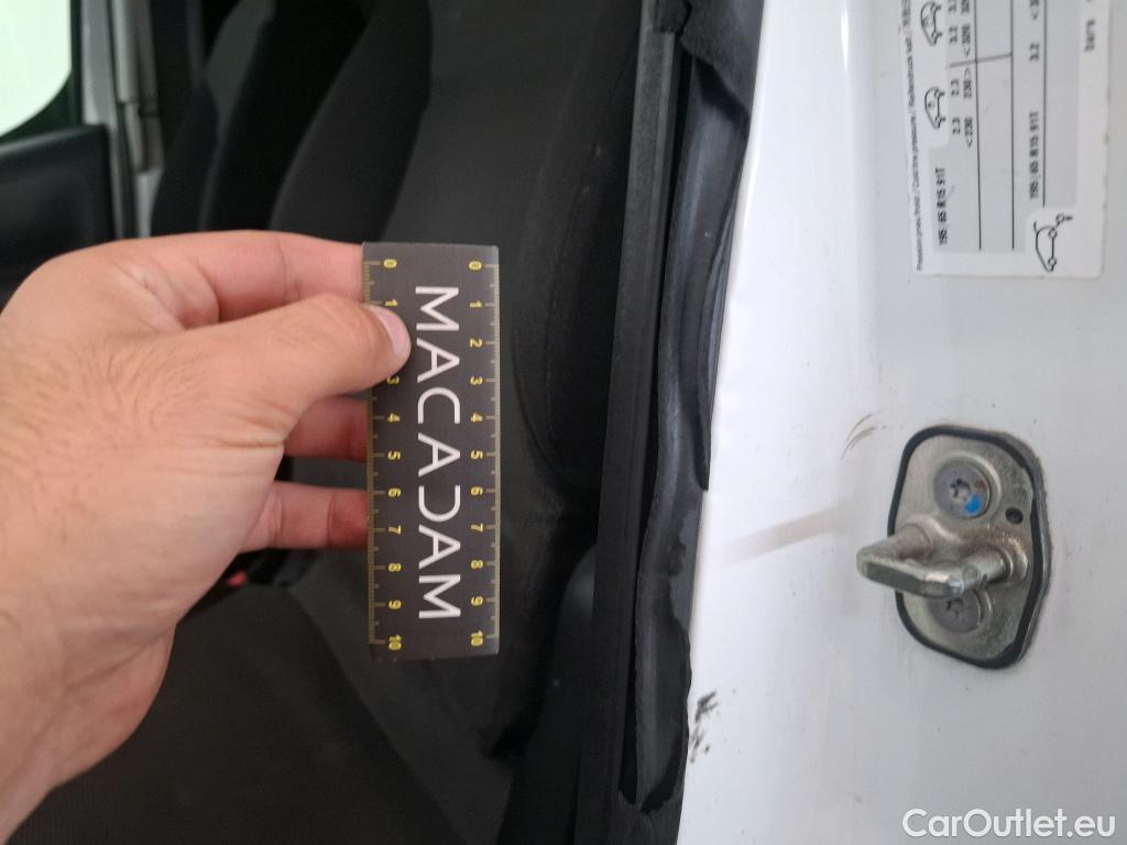  Citroen  Berlingo  Fourgon Confort L1 (Court) 1.6 BlueHDi 75CV BVM5 E6 #45