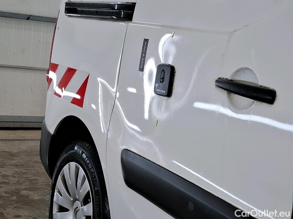  Citroen  Berlingo  Fourgon Business L1 (Court) 1.6 BlueHDi 100CV BVM5 E6 #12