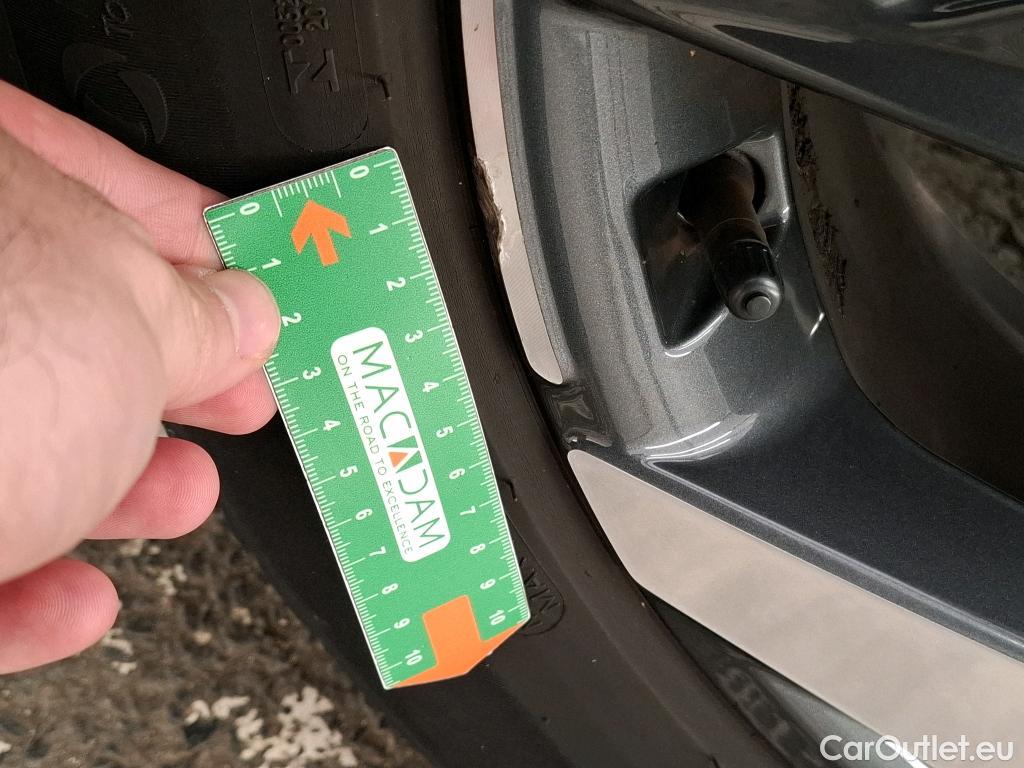  Hyundai  Tucson HYUNDAI  / 2020 / 5P / SUV 1.6 PHEV 265 HTRAC CREATIVE 4WD AUTO #15