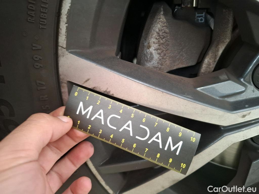  Volkswagen  Tiguan VOLKSWAGEN  Allspace / 2017 / 5P / SUV 1.5 TSI 150 EVO BMV6 Confortline #33