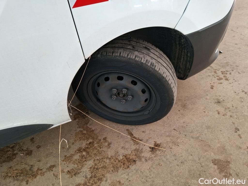  Renault  Trafic  Furgon Grand Confort L1H1 1200 1.6 dCi 125CV BVM6 E6 #39