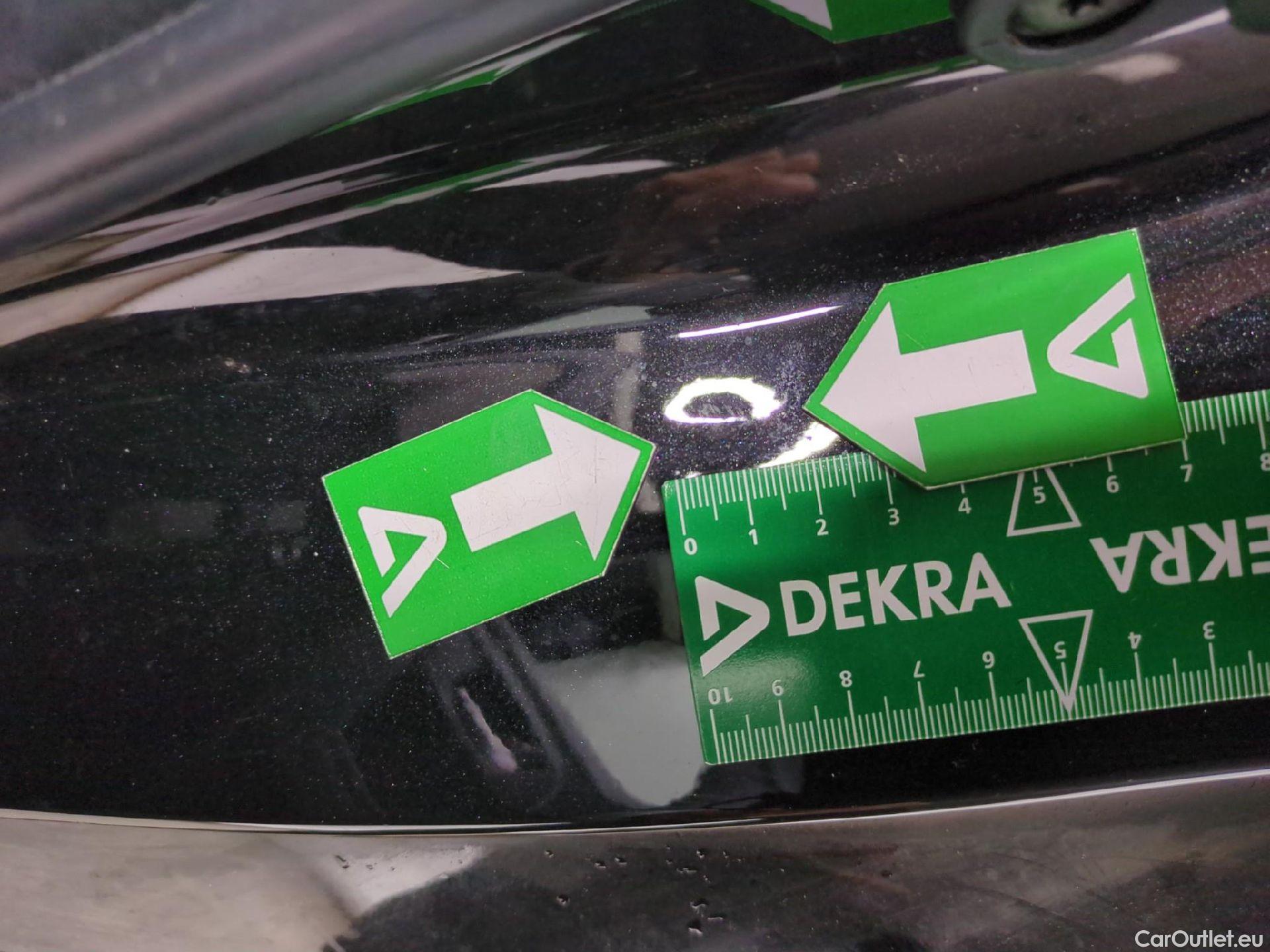  Toyota  Auris TOYOTA  5p Berline 1.8 HYBRID 136 CVT AUTO DESIGN BUSINESS #5