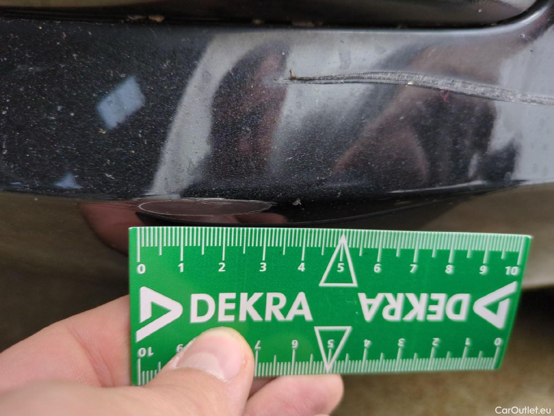  Toyota  Auris TOYOTA  5p Berline 1.8 HYBRID 136 CVT AUTO DESIGN BUSINESS #38