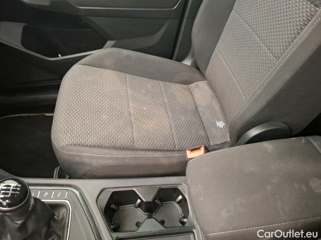  Volkswagen  Tiguan VOLKSWAGEN  Allspace / 2017 / 5P / SUV 1.5 TSI 150 EVO BMV6 Confortline #70