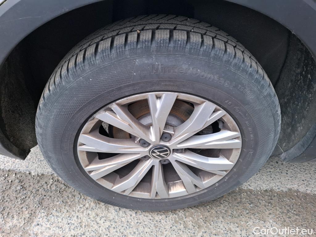  Volkswagen  Tiguan VOLKSWAGEN   2020 5P SUV 20 TDI 150 DSG7 Life Business #1