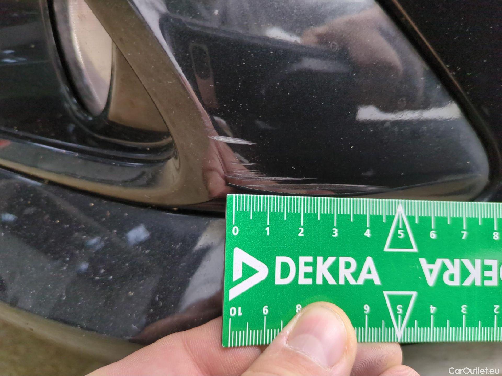  Toyota  Auris TOYOTA  5p Berline 1.8 HYBRID 136 CVT AUTO DESIGN BUSINESS #42