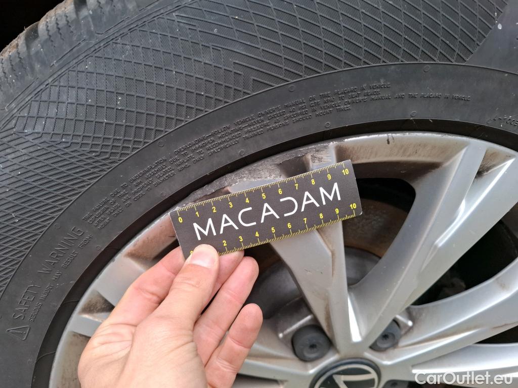  Volkswagen  Tiguan VOLKSWAGEN   2020 5P SUV 20 TDI 150 DSG7 Life Business #3