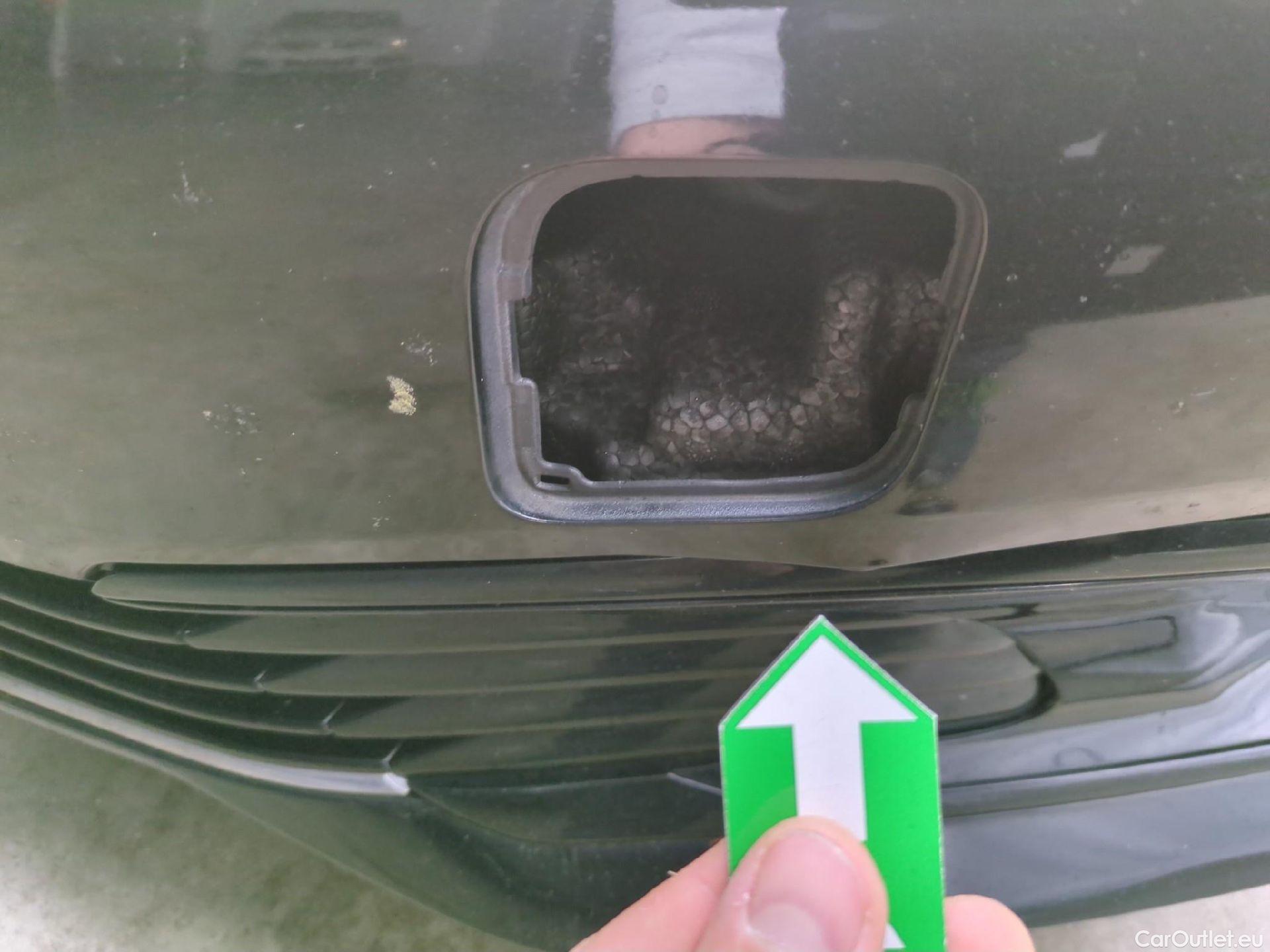  Toyota  Auris TOYOTA  5p Berline 1.8 HYBRID 136 CVT AUTO DESIGN BUSINESS #3