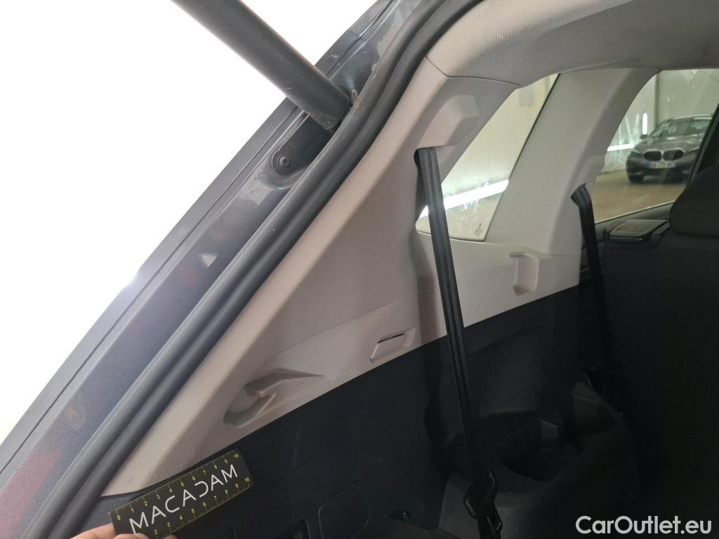  Volkswagen  Tiguan VOLKSWAGEN  Allspace / 2017 / 5P / SUV 1.5 TSI 150 EVO BMV6 Confortline #40