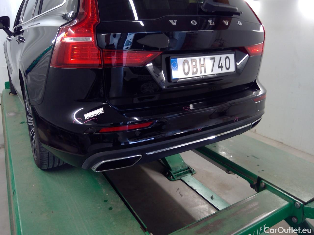  Volvo  V60  T6 350 Ins.Ex.Rec. AWD Aut #20