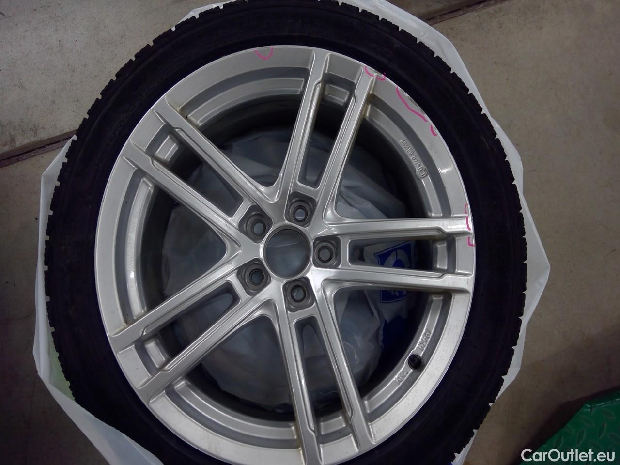  Volvo  V60  T6 350 Ins.Ex.Rec. AWD Aut #2