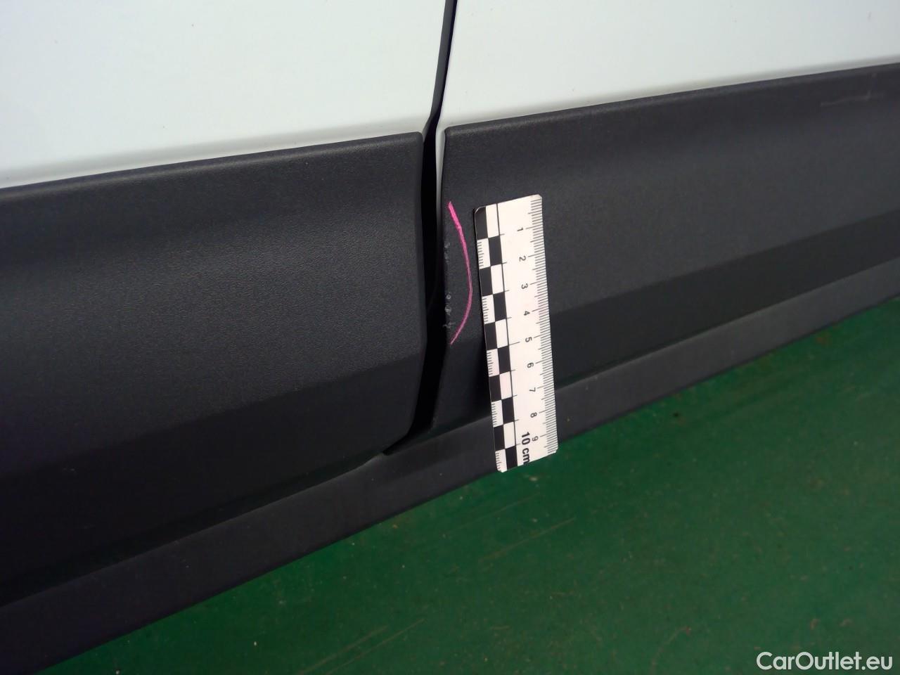  Skoda  ENYAQ  iV80 5d #11