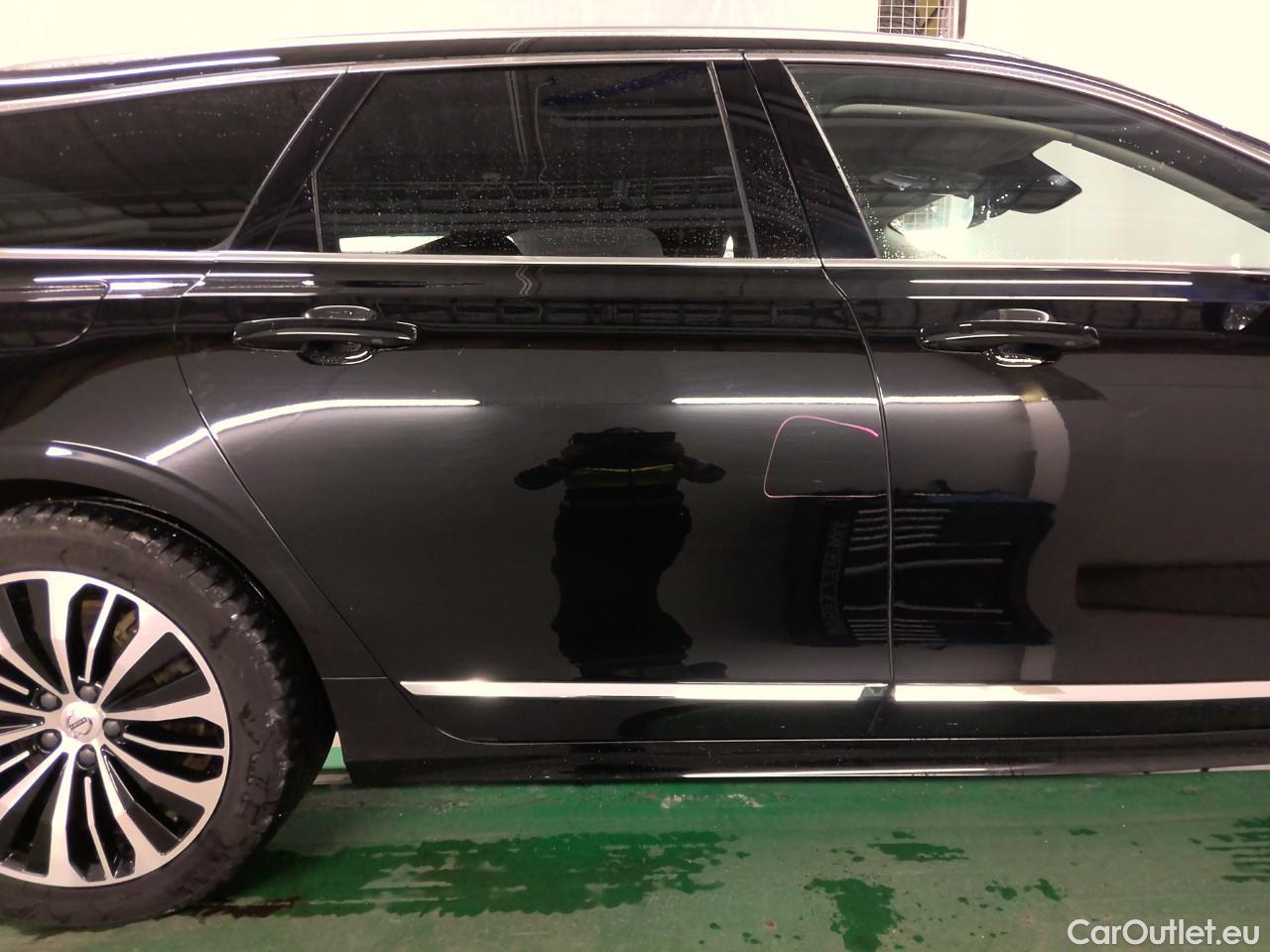  Volvo  V90  T6 350 Cor.Ed.Rec. AWD Aut #15