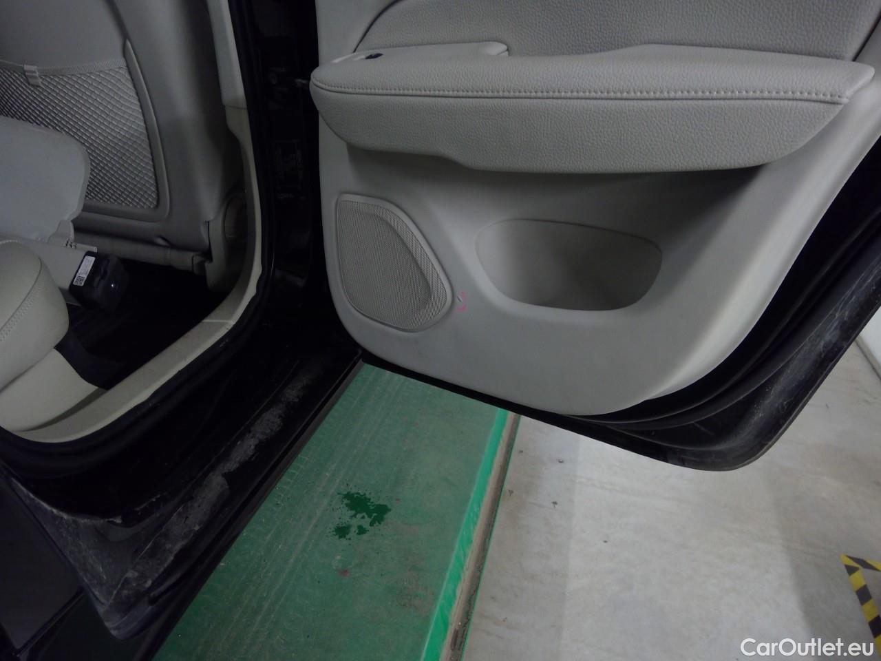  Volvo  V60  T6 350 Ins.Ex.Rec. AWD Aut #26