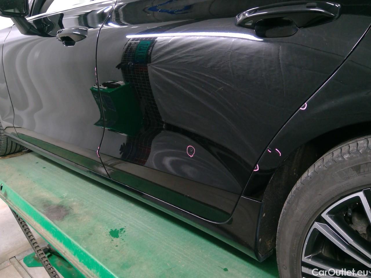  Volvo  V60  T6 350 Ins.Ex.Rec. AWD Aut #13