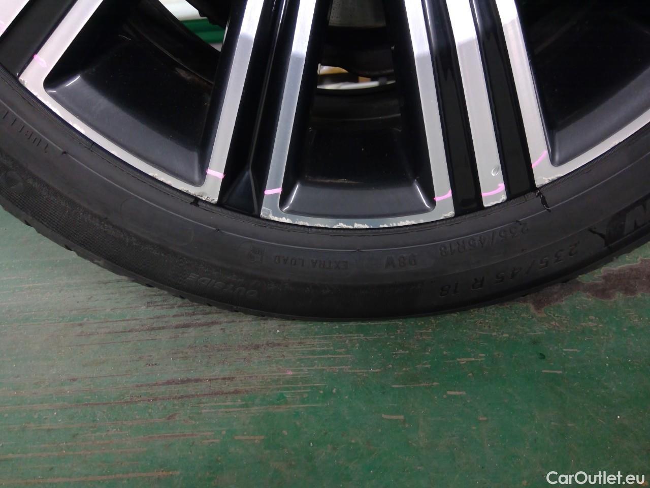  Volvo  V60  T6 350 Ins.Ex.Rec. AWD Aut #22