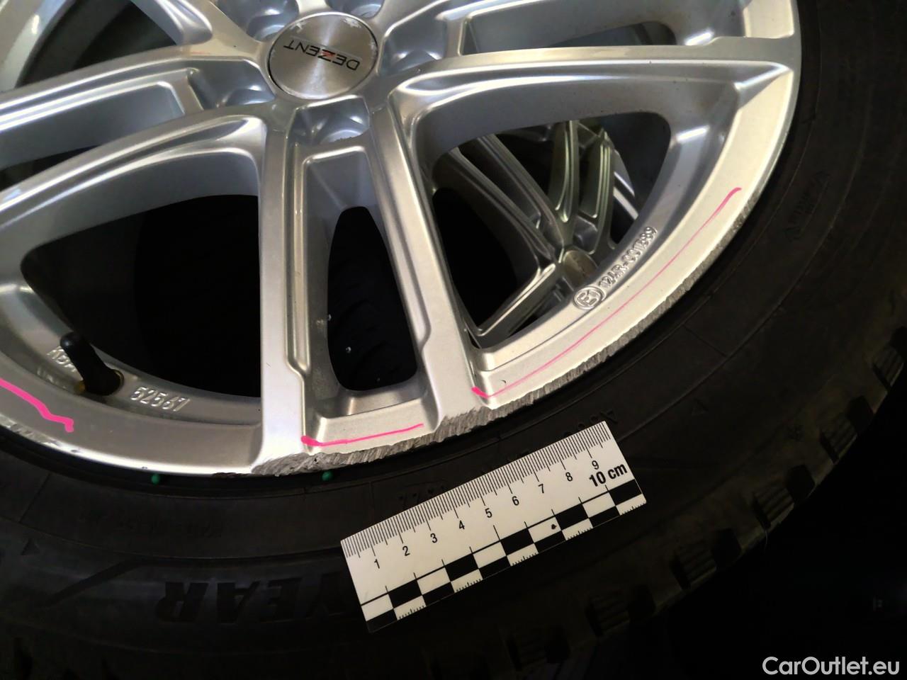  Volvo  V90  T6 350 Cor.Ed.Rec. AWD Aut #4