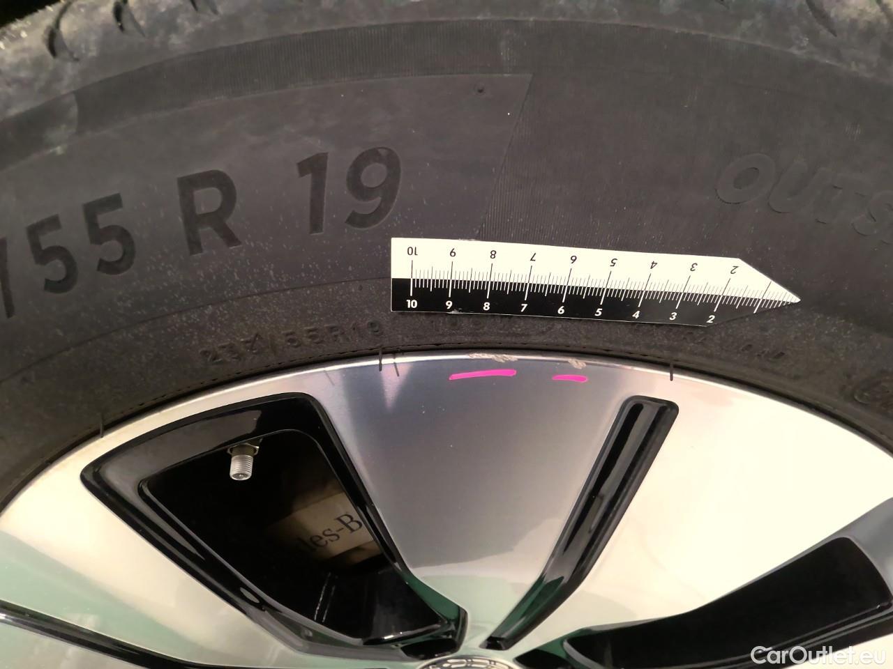  Mercedes  EQC  400 SE Edition 4Matic Aut #4