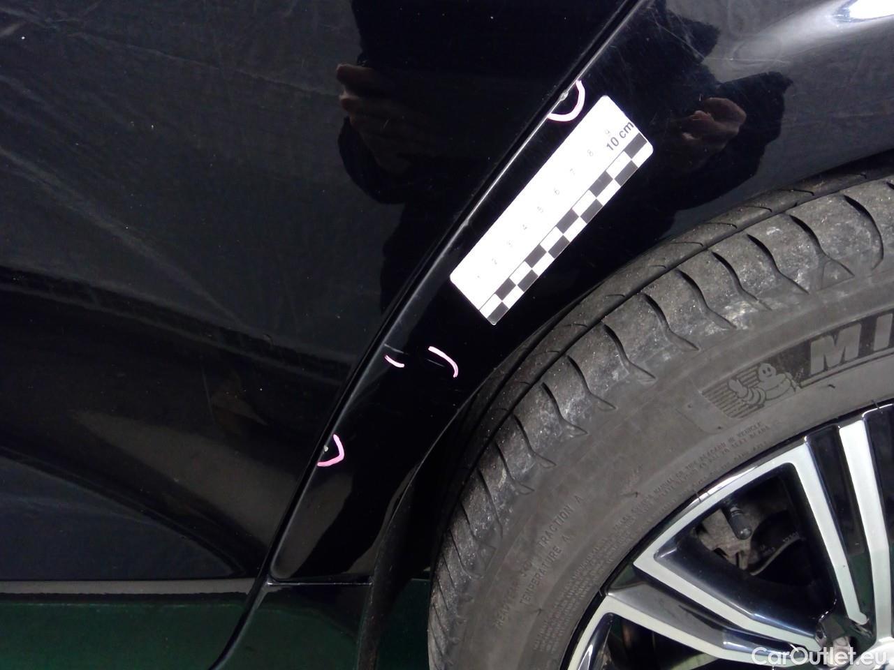  Volvo  V60  T6 350 Ins.Ex.Rec. AWD Aut #16