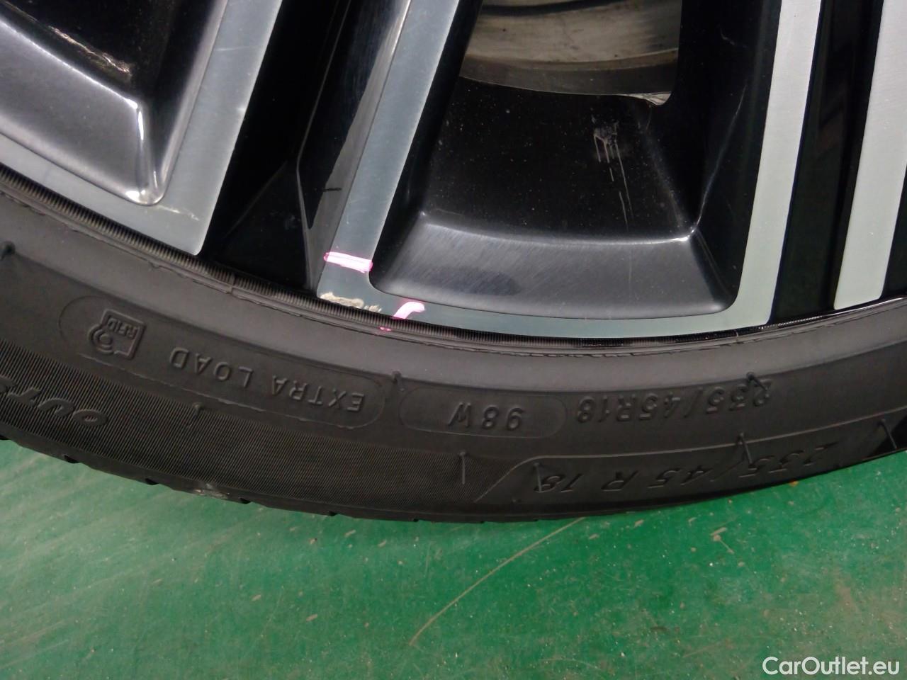  Volvo  V60  T6 350 Ins.Ex.Rec. AWD Aut #18