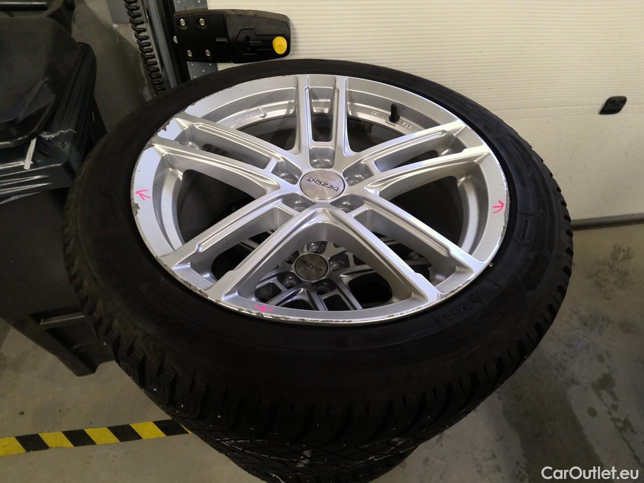  Volvo  V90  T6 350 Cor.Ed.Rec. AWD Aut #2