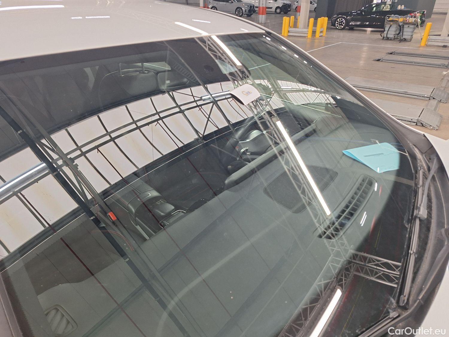  Mercedes  A-Klasse Mercedes, A-Class Berline '18, Mercedes-Benz  Limousine A 200 Business So #1