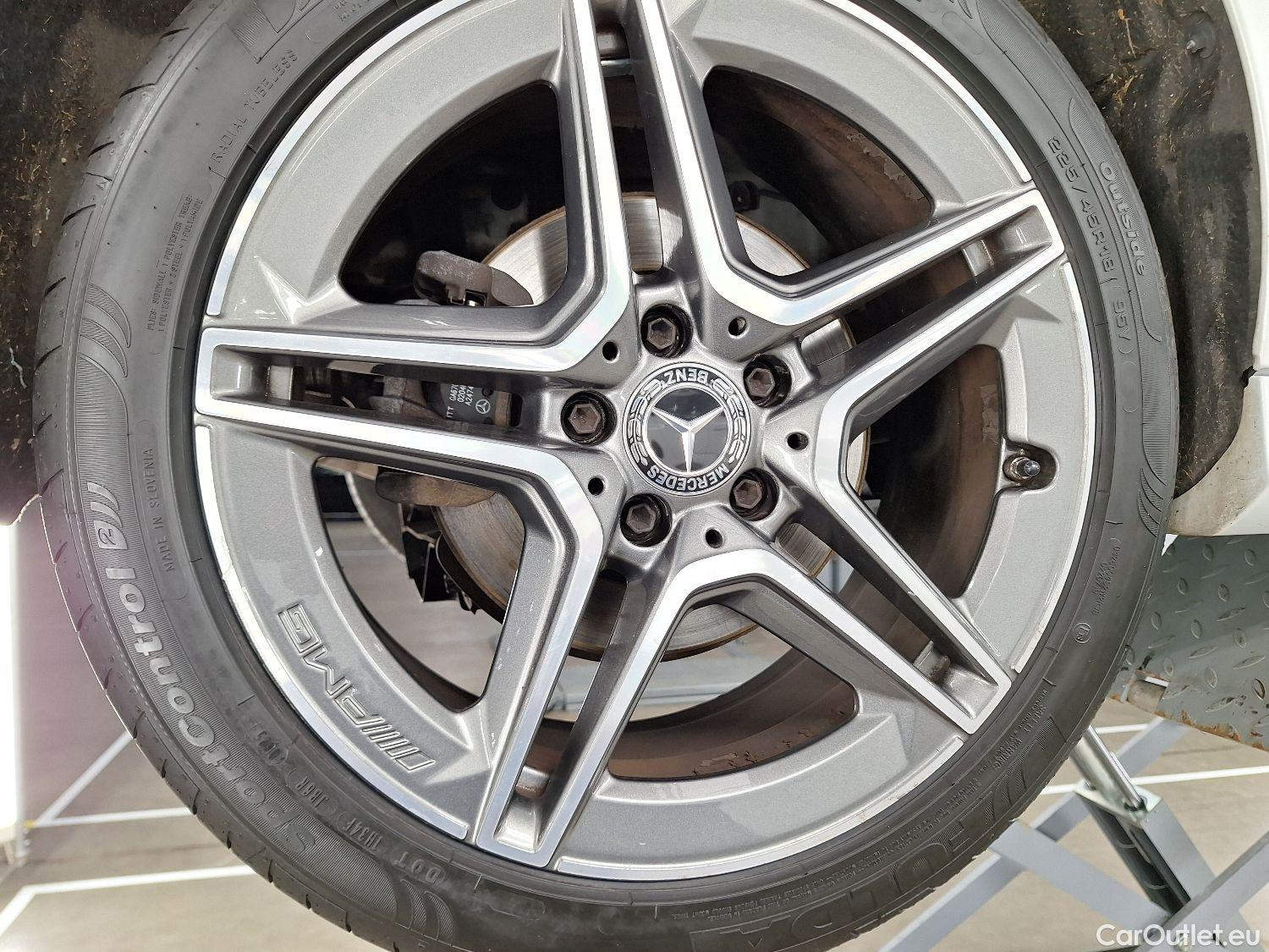  Mercedes  A-Klasse Mercedes, A-Class Berline '18, Mercedes-Benz  Limousine A 200 Business So #6