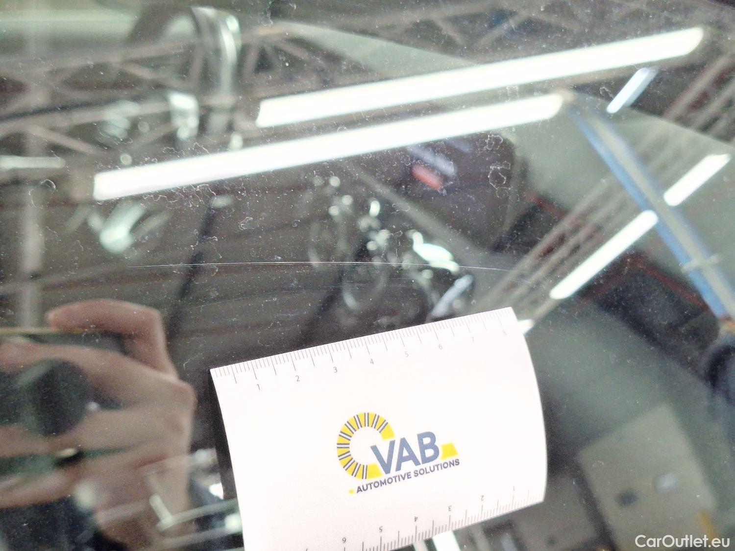  Mercedes  A-Klasse Mercedes, A-Class Berline '18, Mercedes-Benz  Limousine A 200 Business So #23