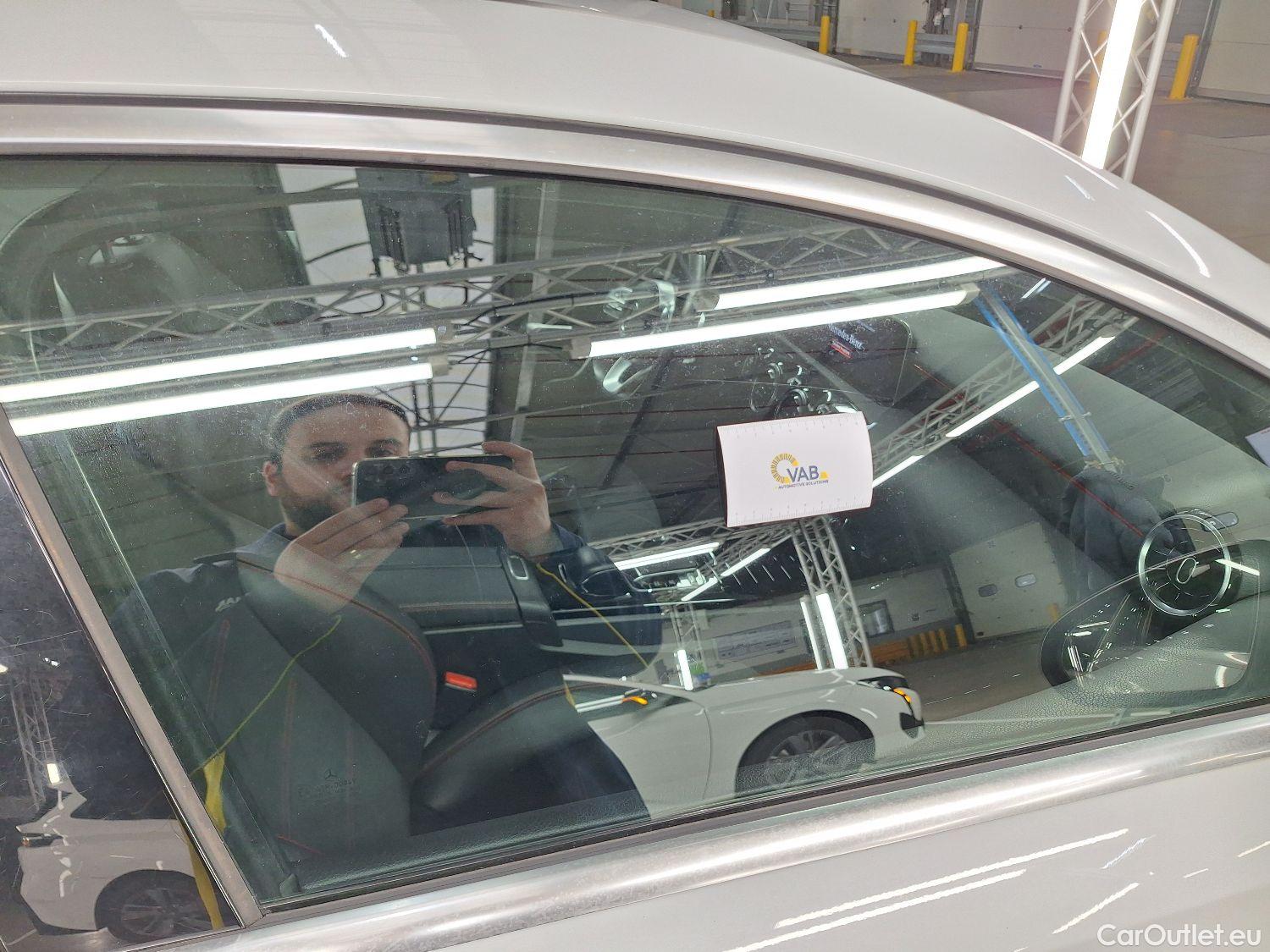  Mercedes  A-Klasse Mercedes, A-Class Berline '18, Mercedes-Benz  Limousine A 200 Business So #22