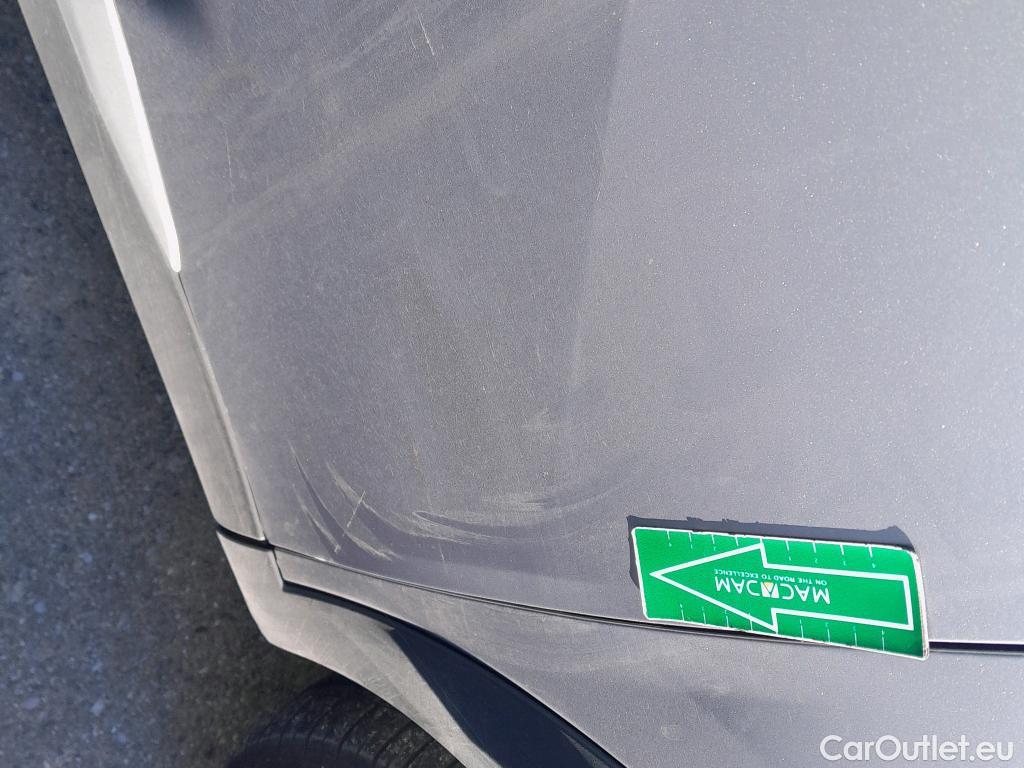  Peugeot  2008 PEUGEOT  / 2019 / 5P / todoterreno Allure Pack BlueHDI 81kW (110CV) #10