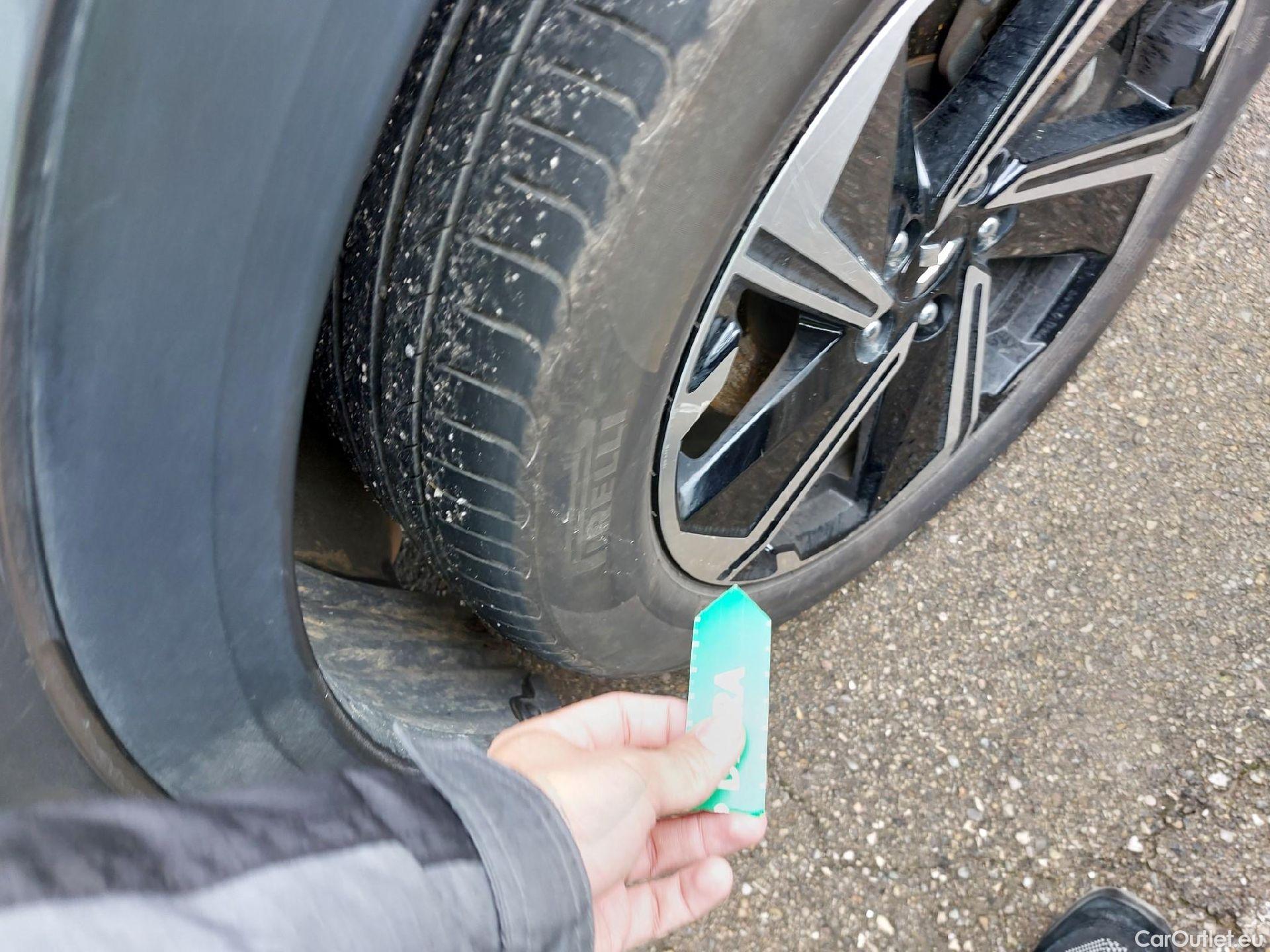  Mitsubishi  Eclipse MITSUBISHI  Cross / 2021 / 5P / todoterreno 2.4 PHEV Kaiteki Auto 4WD #32