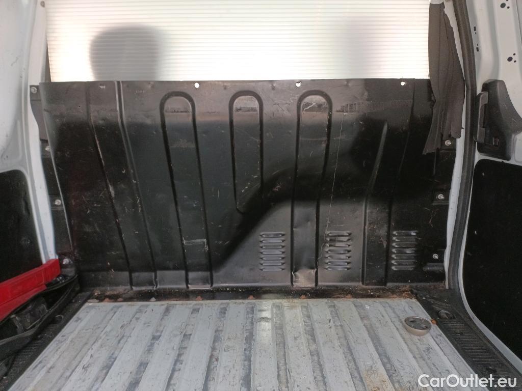  Dacia  Dokker DACIA  / 2013 / 4P / furgón derivado de turismo Van Essential dCi 66kW (90CV) #19